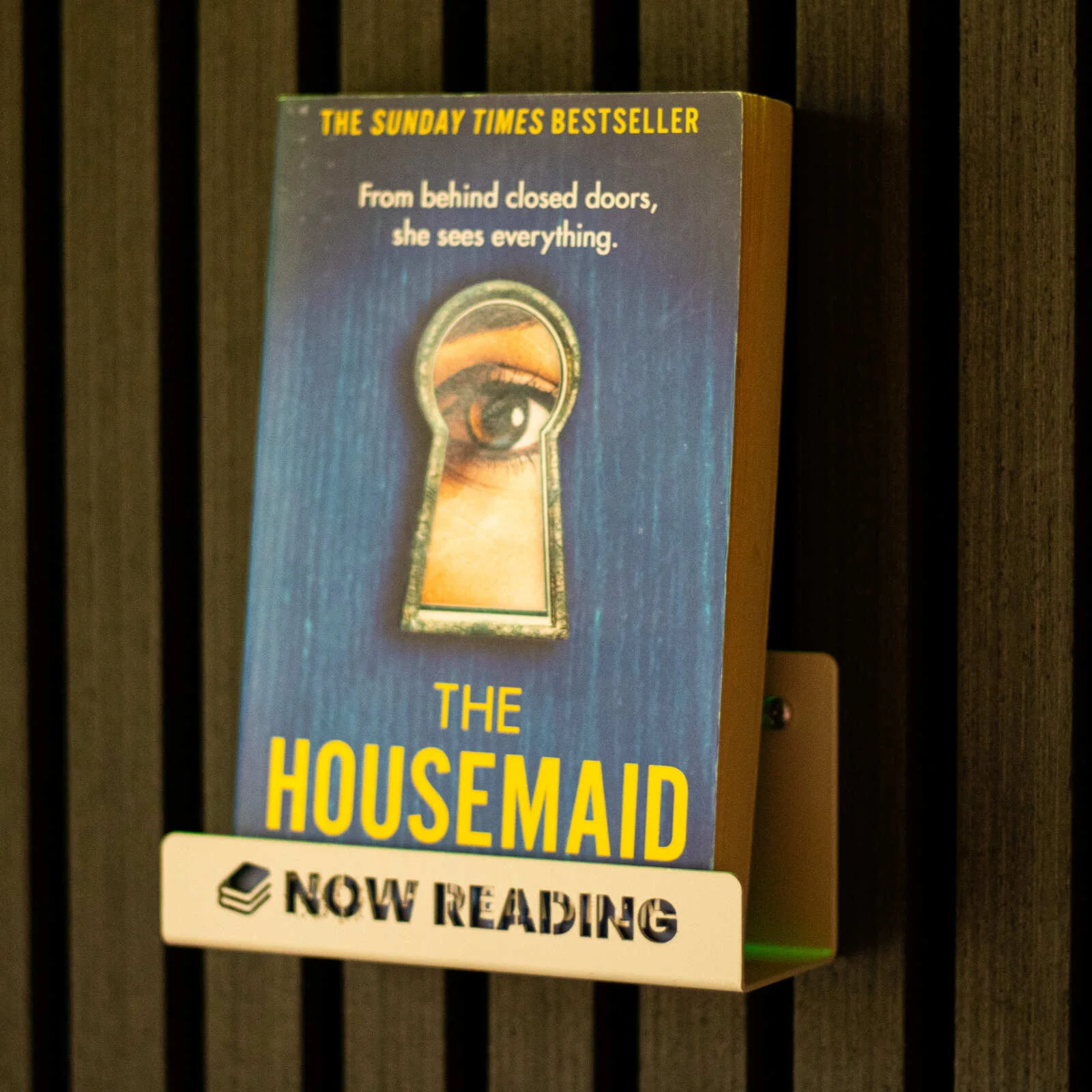 Okunaii™ Chapter "Now Reading" Wall Mount Book Display Shelf + FREE Bookmark - Image 9