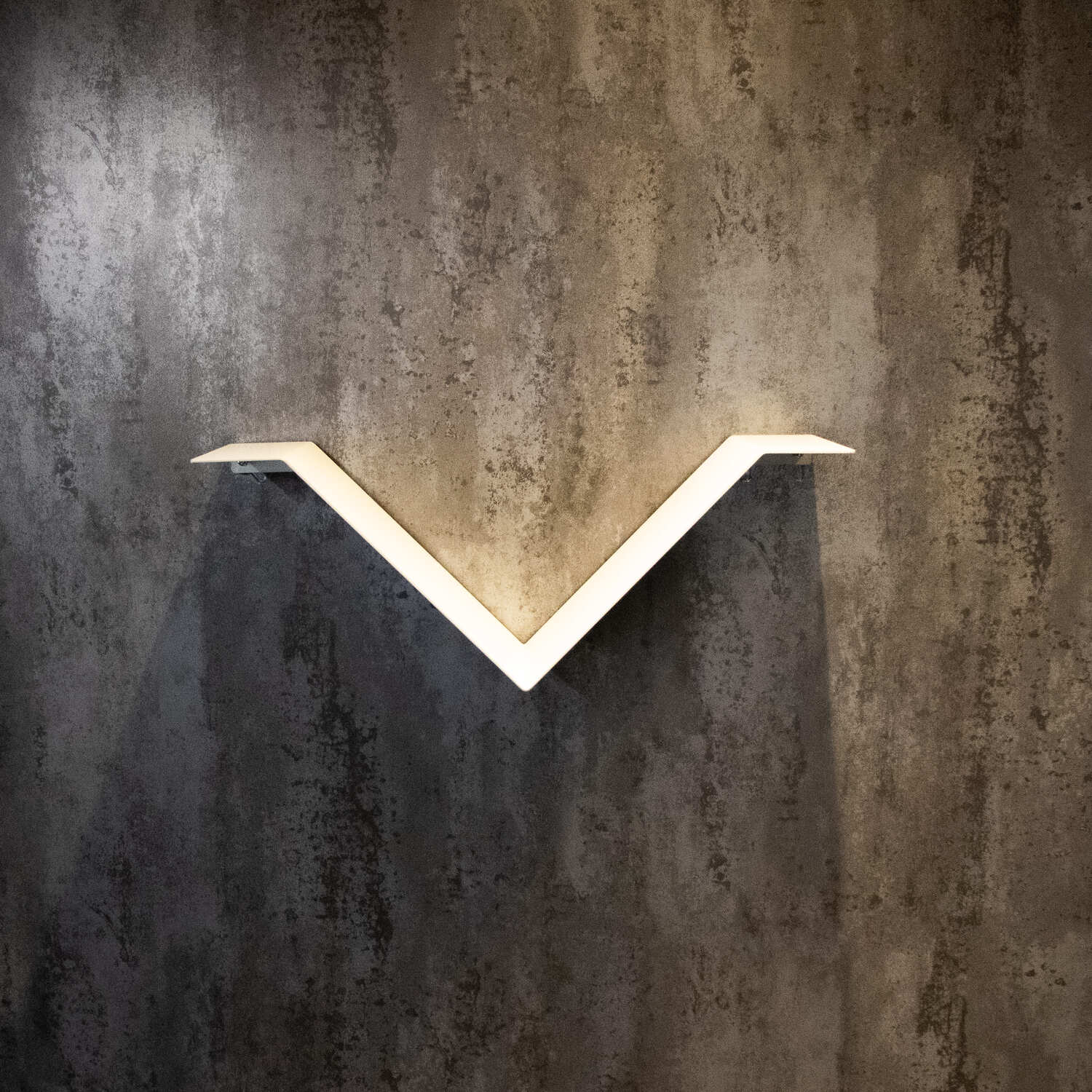 Okunaii™ Chapter Wall Mount Floating V-Shaped Book Shelf - Image 8