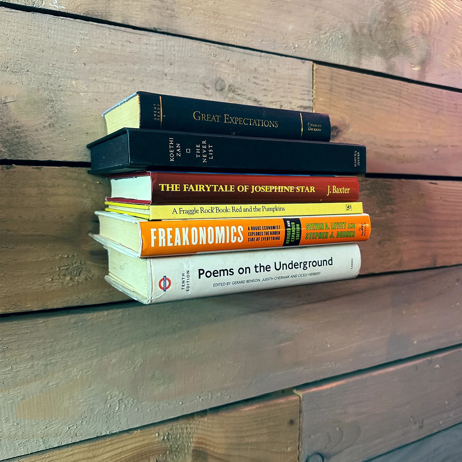 Okunaii™ Chapter Heavy-Duty Floating Book Shelf - Image 5