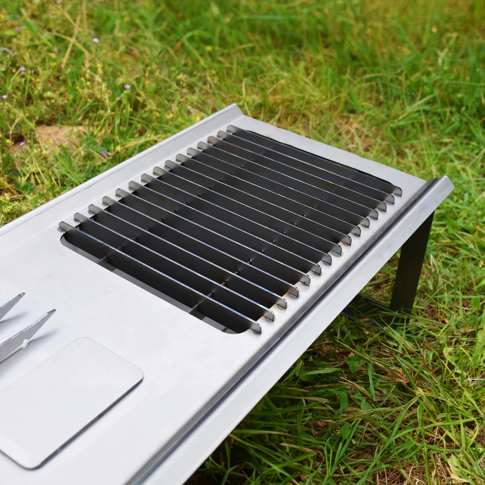 Volcann™ Large Flat-Pack Portable BBQ & Cook Top - Image 7