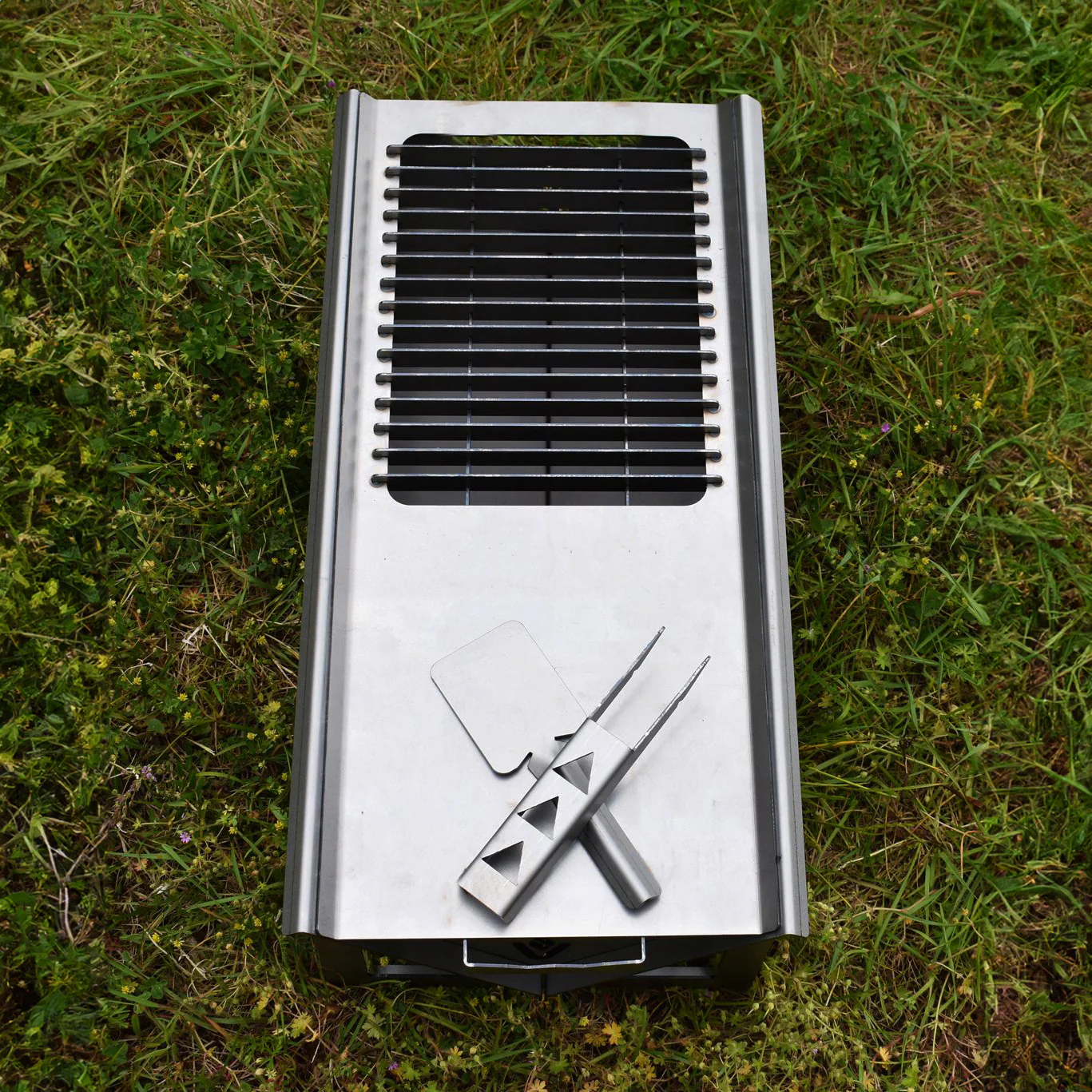 Volcann™ Large Flat-Pack Portable BBQ & Cook Top - Image 8