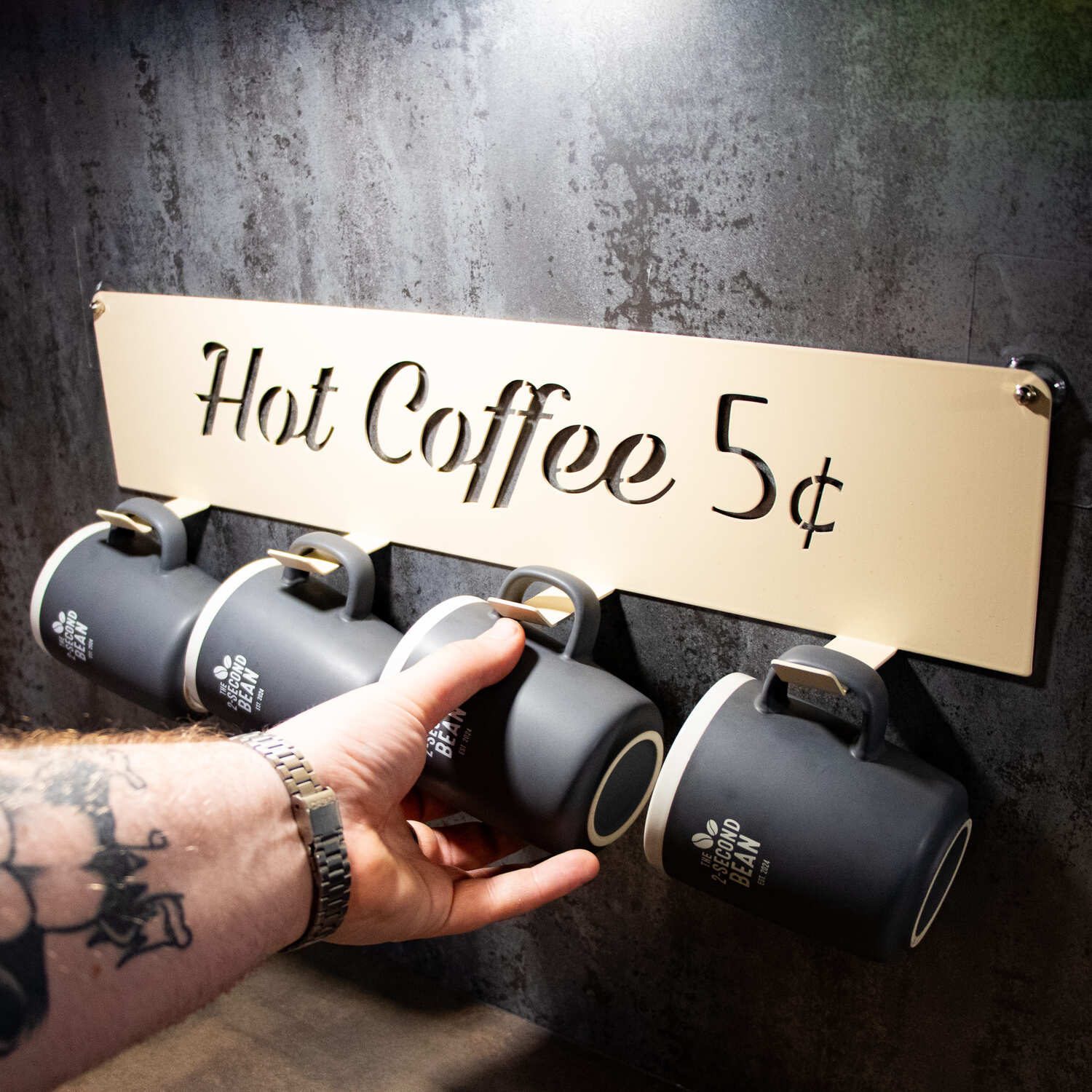 Okunaii™ Retro Americana Wall Mount Coffee Mug Holder - Image 7