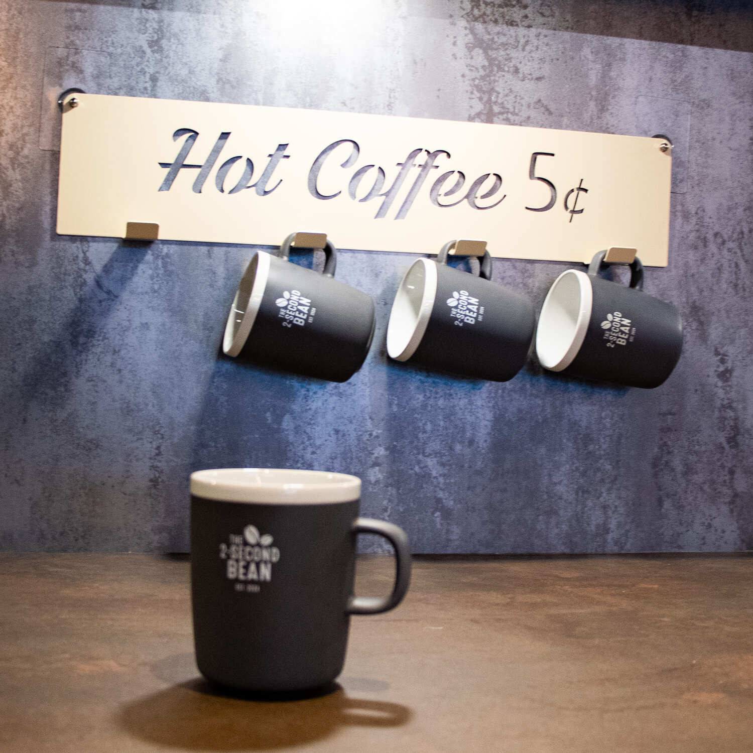 Okunaii™ Retro Americana Wall Mount Coffee Mug Holder - Image 8