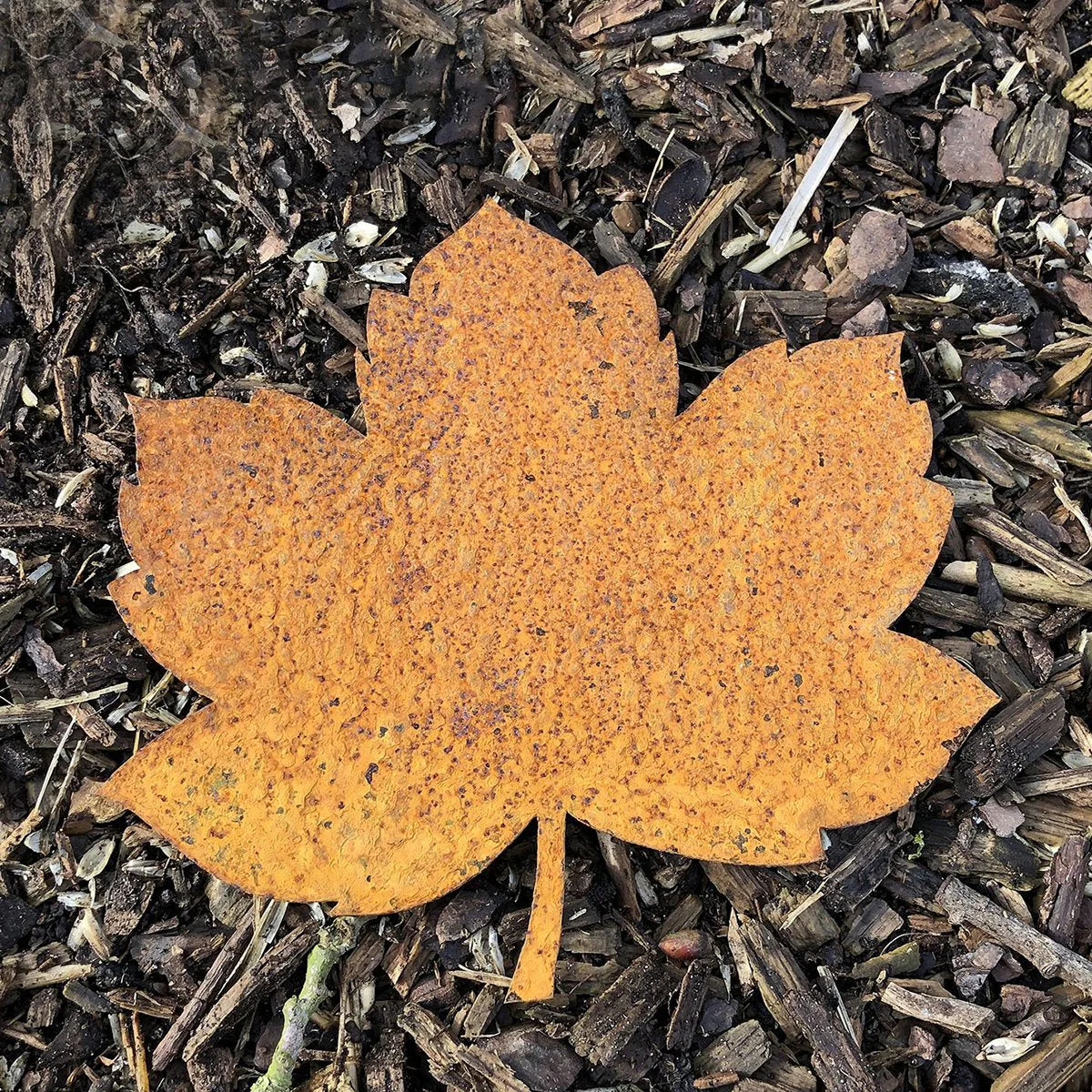 Bellamy Decorative Rustic Metal Leaves Decorations - Image 6