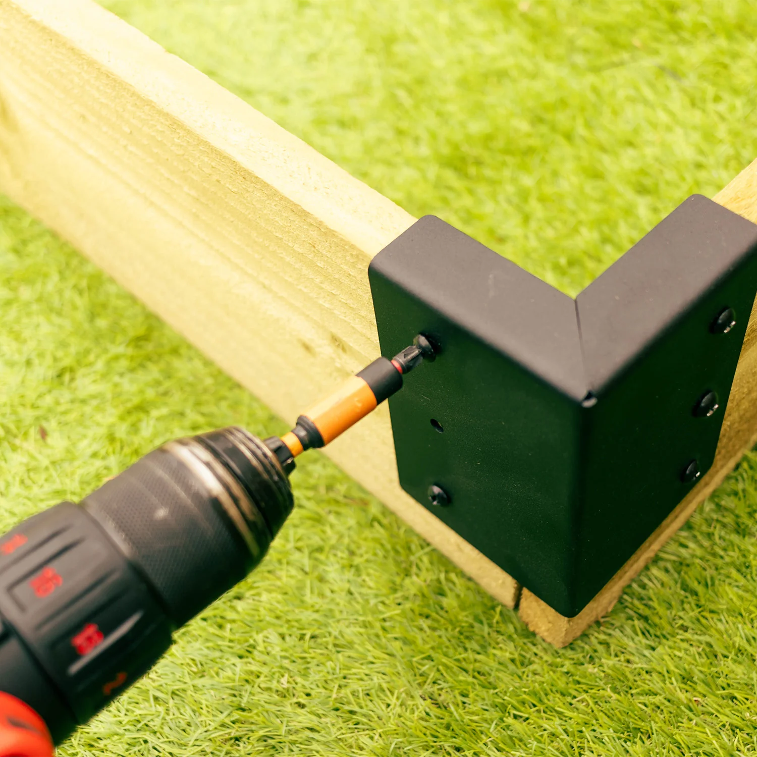 Small External Corner Railway Sleeper Brackets (Pack of 4 Brackets) - Image 7