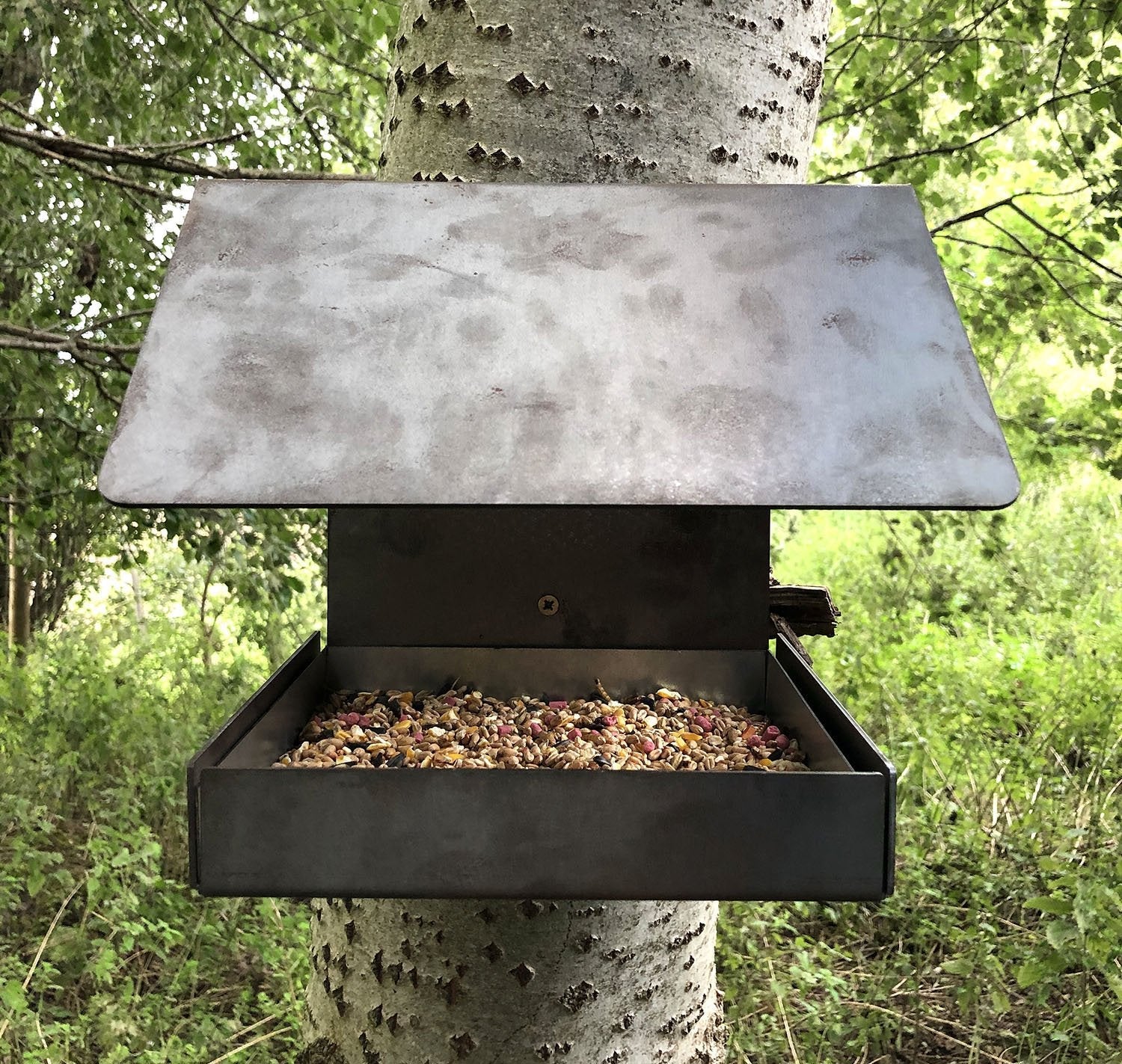 Jake's Farm Yard Wall Mounted & Tree Mounted Rustic Steel Bird Feeder - Image 12