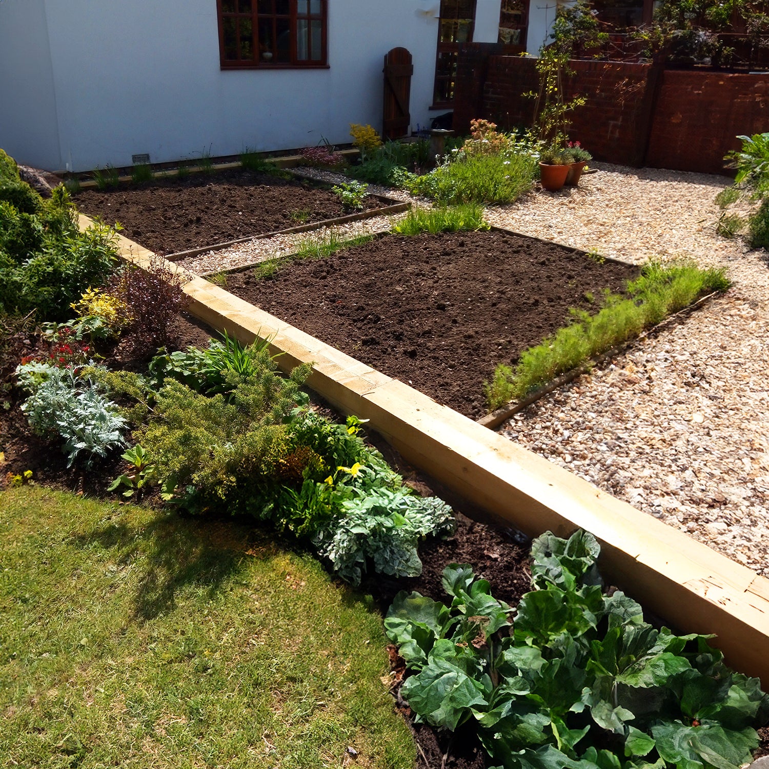 Straight Railway Sleeper Bracket with Stake - Image 24