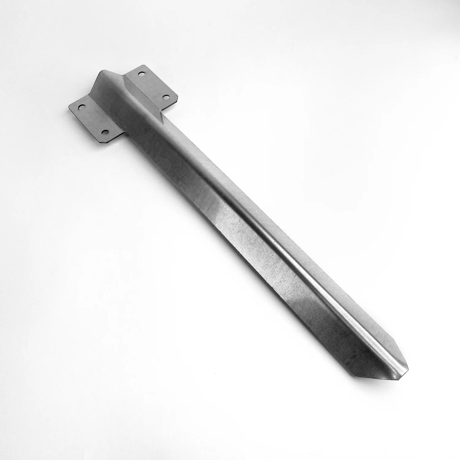 Straight Railway Sleeper Bracket with Stake - Image 32