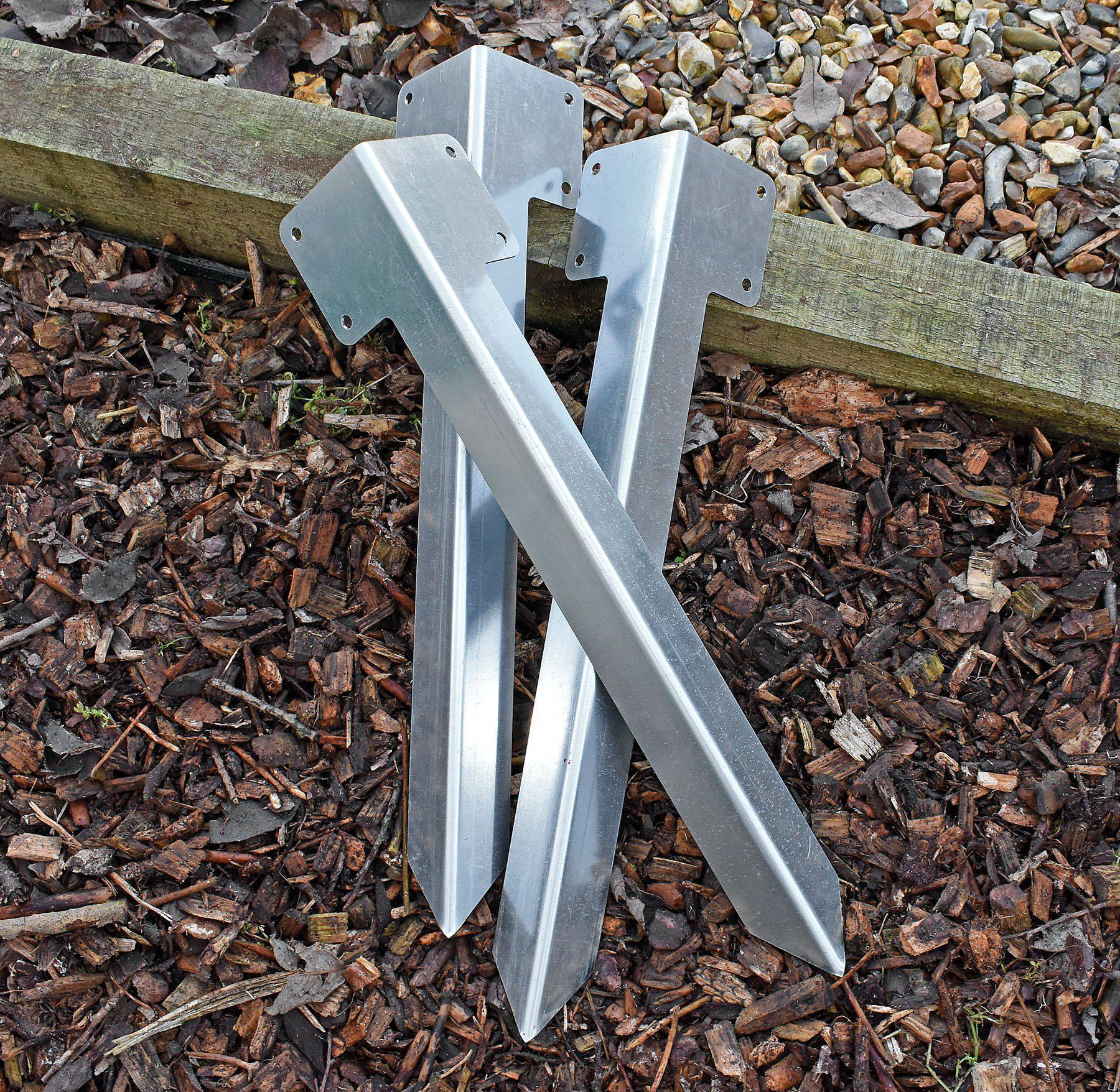 Corner Railway Sleeper Bracket with Stake - Image 15