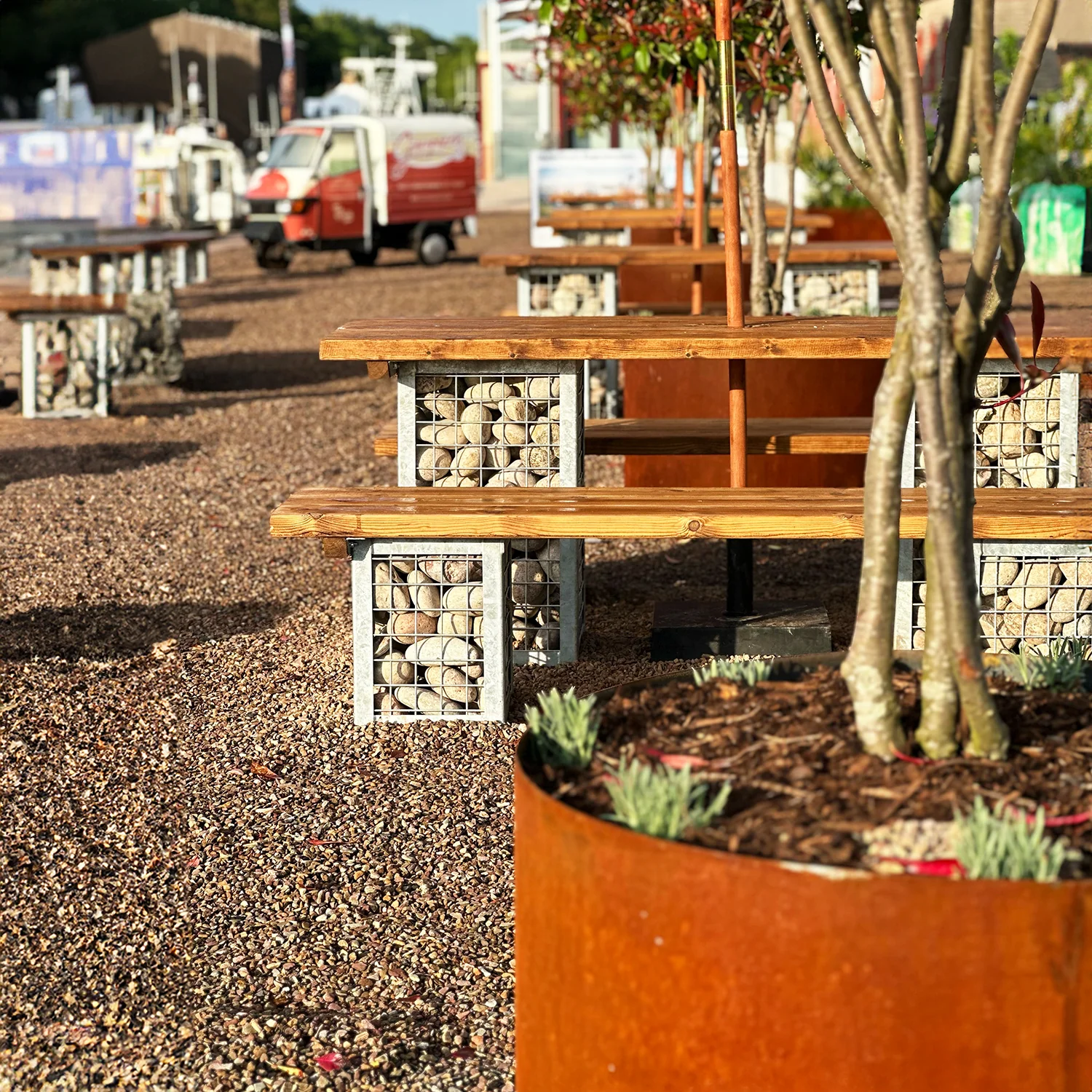 Bellamy Circular Rustic Steel Planter & Tree Ring - Image 15