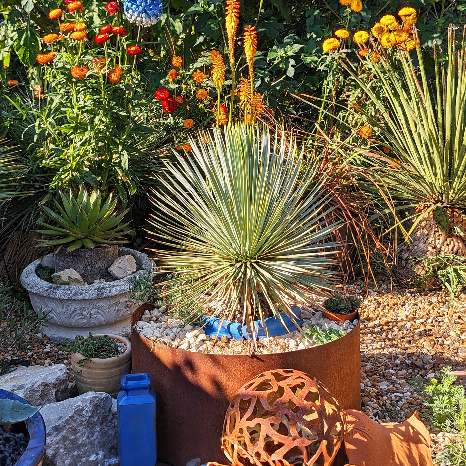 Bellamy Circular Rustic Steel Planter & Tree Ring - Image 16
