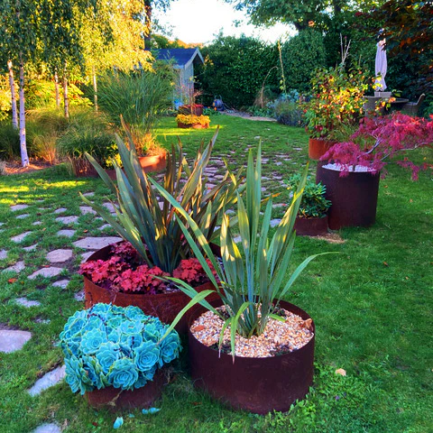 Bellamy Circular Rustic Steel Planter & Tree Ring - Image 26