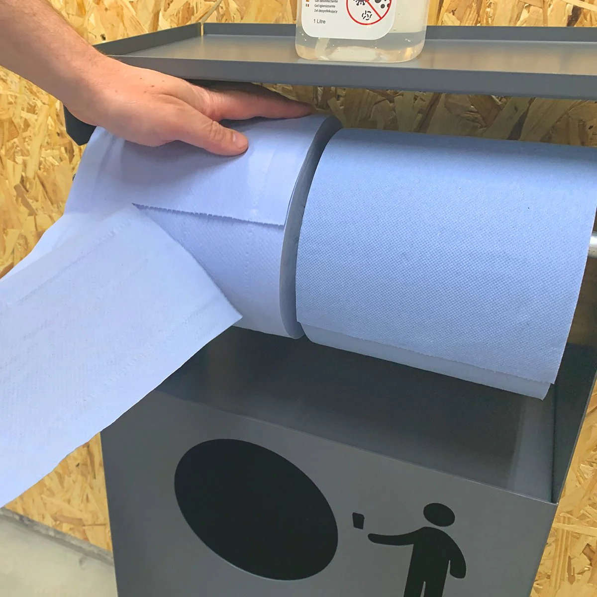 MegaMaxx UK™ Ultimate Cleaning & Hand Sanitiser Station - Image 8